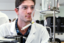 BMSc student in the lab