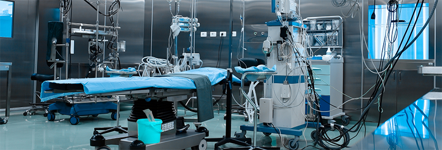 Image of an empty surgical suite