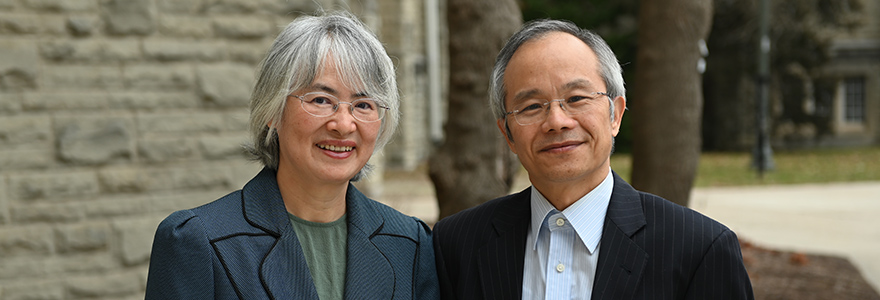 Image of Drs. Kun Ping Lu and Xiao Zhen Zhou
